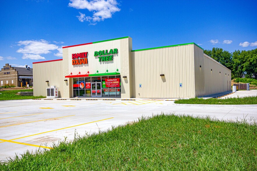 Primary Photo Of 1120 2nd St, Upton Convenience Store For Sale