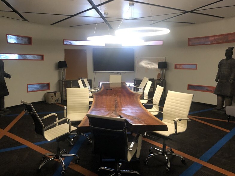 More Photos Of 3330 W Cypress St, Tampa Office For Sale