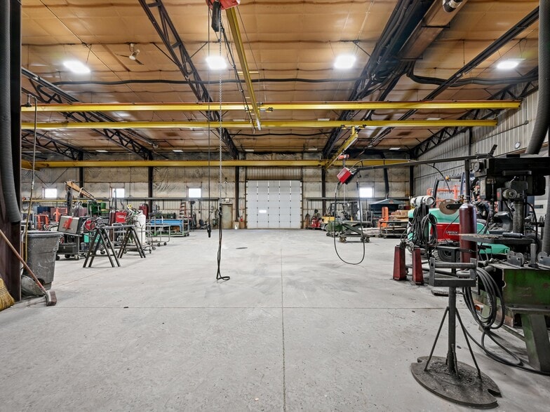 More Photos Of 6869 Columbus St, New Vienna Warehouse For Sale