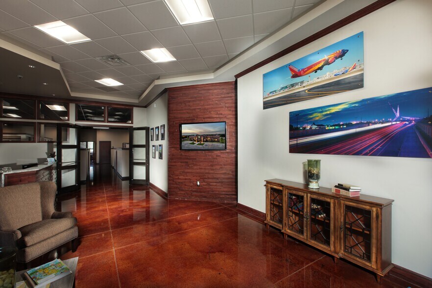 More Photos Of 25 NW 146th St, Edmond Medical For Sale