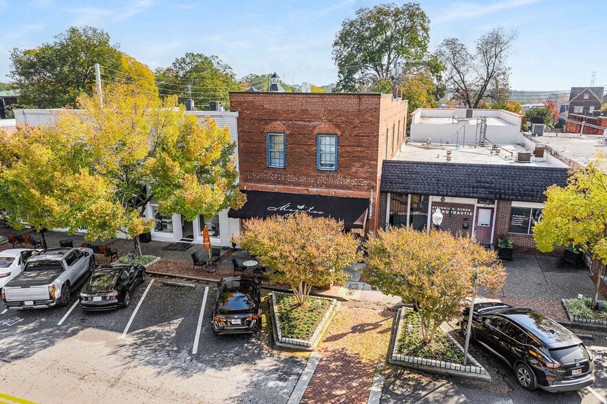 More Photos Of 35 S Peachtree St, Norcross Restaurant For Sale