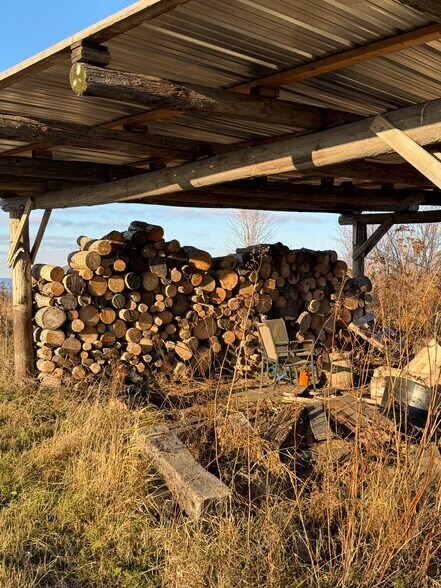 More Photos Of 14840 US Highway 59 NE, Thief River Falls Garden Center For Sale