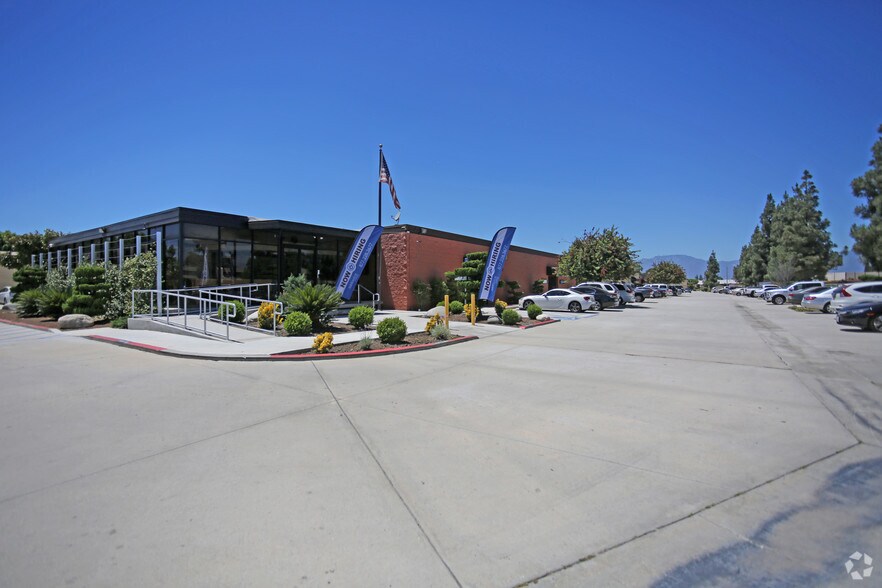 More Photos Of 15450 Valley Blvd, City of Industry Manufacturing For Lease