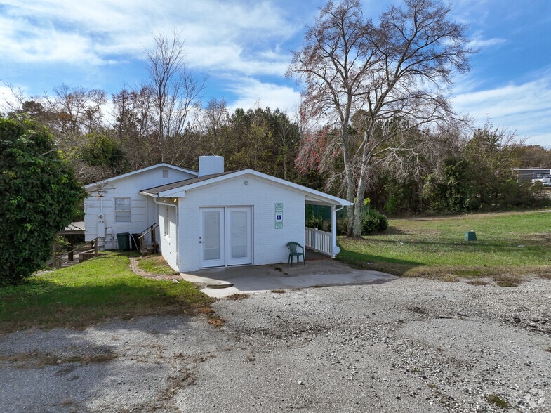 More Photos Of 1219 River Hwy, Mooresville Office For Lease