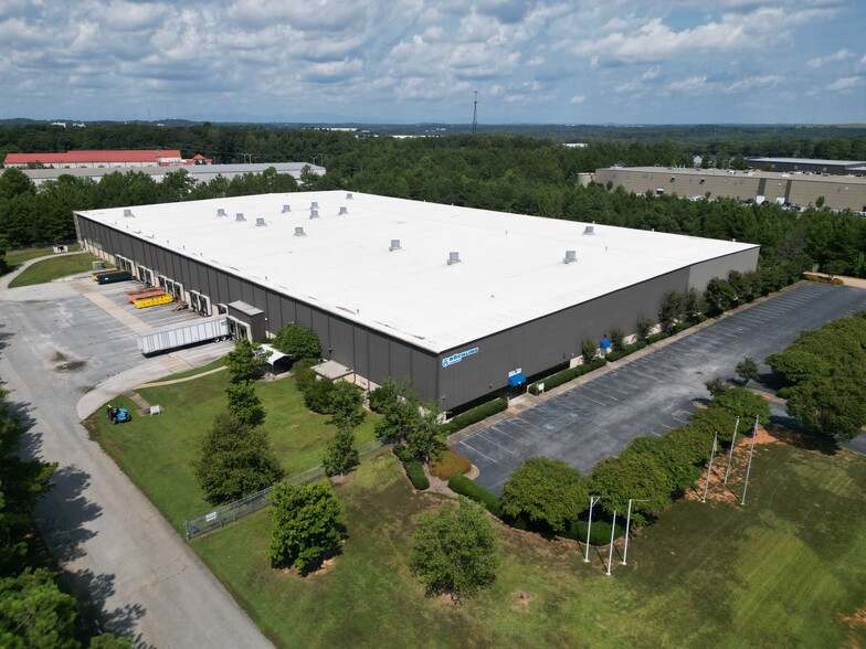 Primary Photo Of 201 Commerce Ct, Duncan Warehouse For Lease