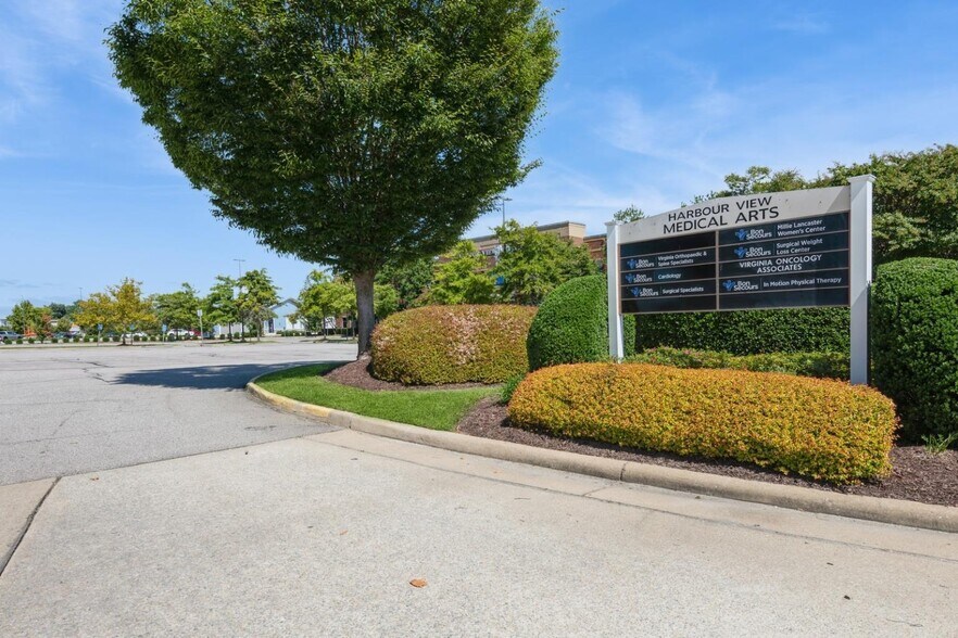 More Photos Of 5838 Harbour View Blvd, Suffolk Medical For Lease