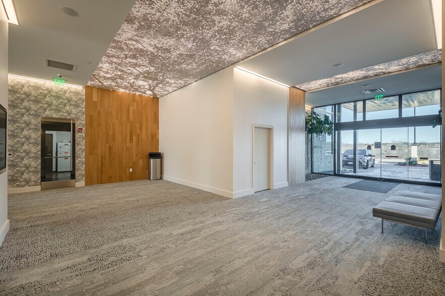 More Photos Of 6844 Harris Pky, Fort Worth Medical For Lease