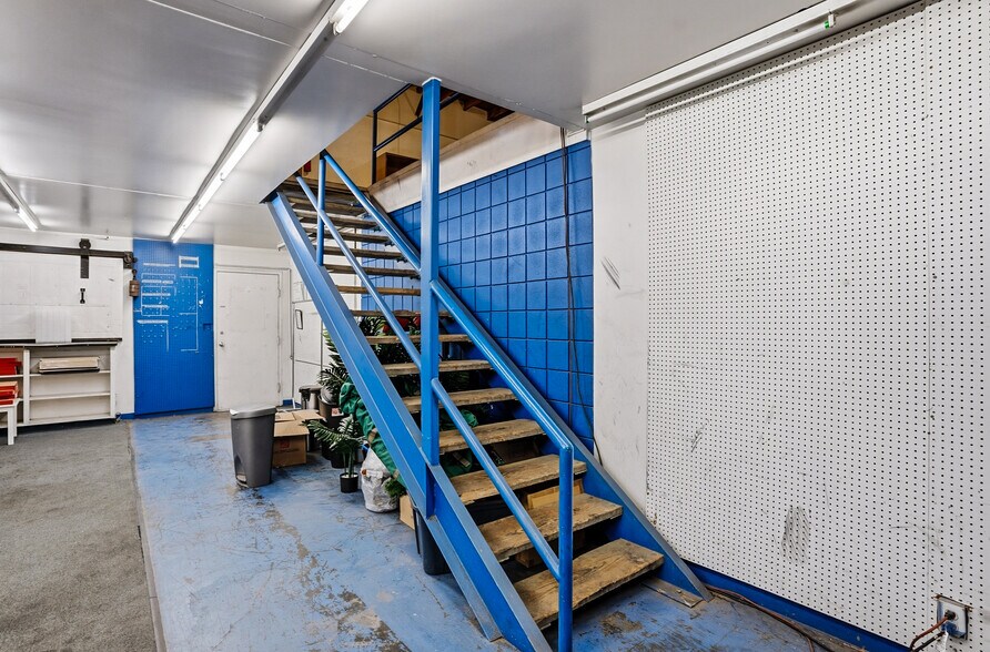 More Photos Of 3630 E Florida Ave, Hemet Auto Dealership For Sale