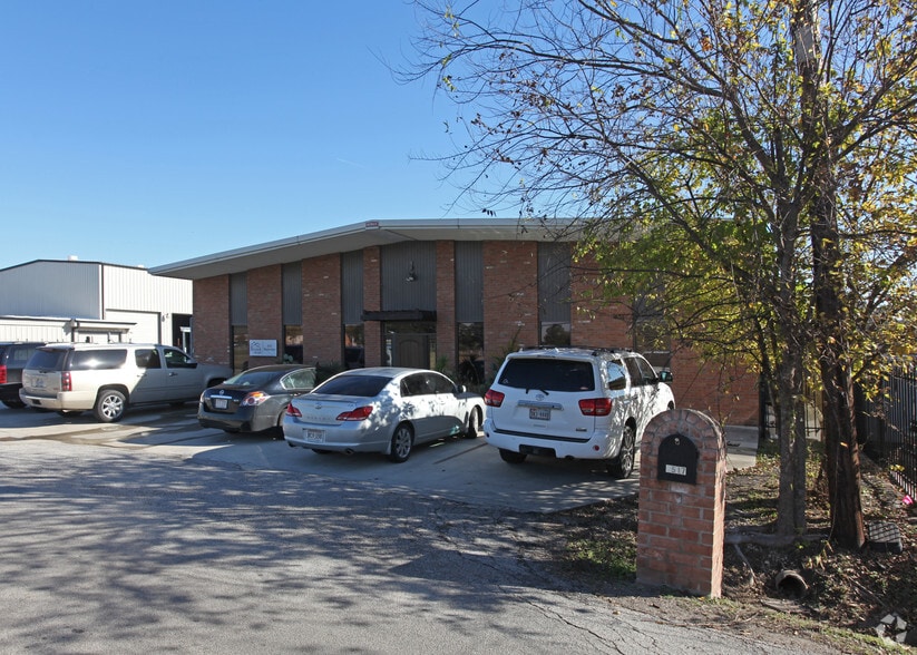 More Photos Of 6517 Mapleridge St, Houston Medical For Lease