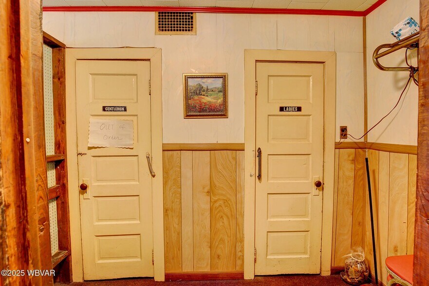 More Photos Of 32 W Southern Ave, Williamsport General Retail For Sale