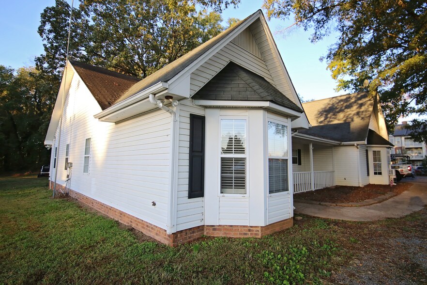 More Photos Of 4524 Old Monroe Rd, Indian Trail Office For Lease