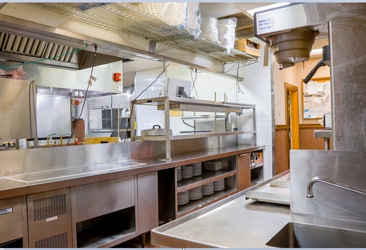 More Photos Of 2610 W Memorial Rd, Oklahoma City Restaurant For Sale