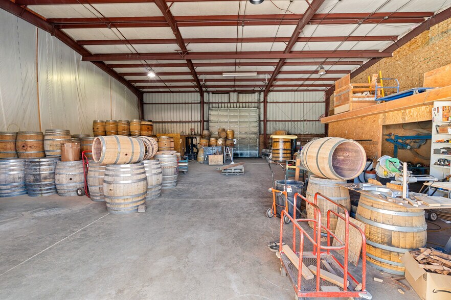 More Photos Of 10466 Sunnyside Rd SE, Jefferson Warehouse For Sale
