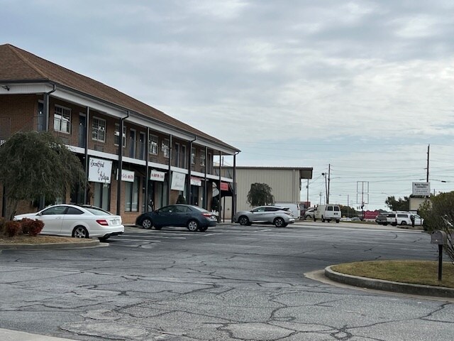 More Photos Of 4648 Lawrenceville Rd, Loganville Office For Lease