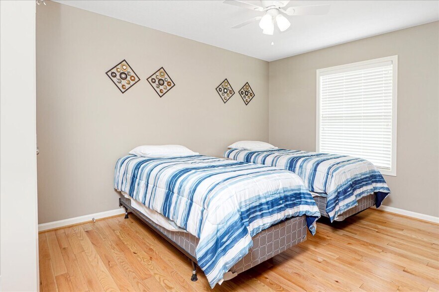 More Photos Of 8388 Bay St, Sodus Point Apartments For Sale