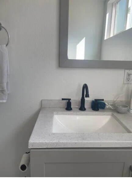 More Photos Of 609-611 16th St, Sacramento Apartments For Sale