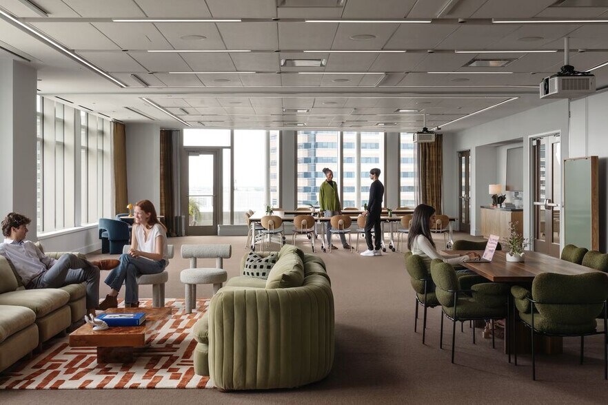 More Photos Of Old Spanish Trl, Houston Unknown For Lease