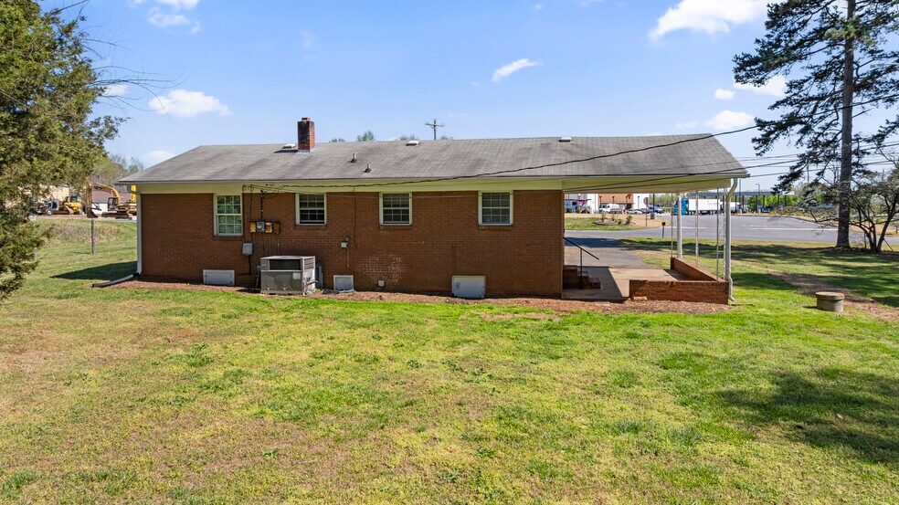 More Photos Of 224-254 Dixon St, Lexington Land For Sale