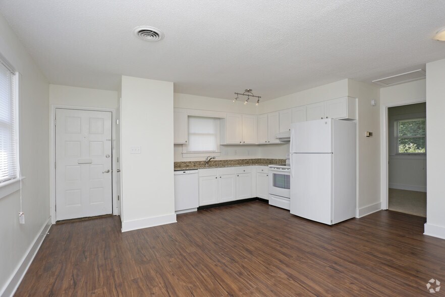 More Photos Of 30 Allen Ave, Asheville Apartments For Sale