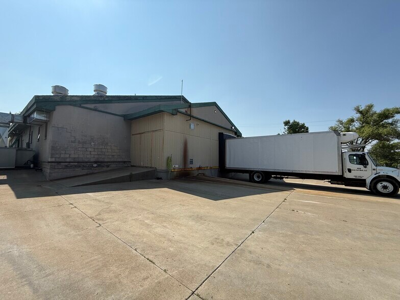 More Photos Of 2205 Haskell Ave, Lawrence Warehouse For Sale