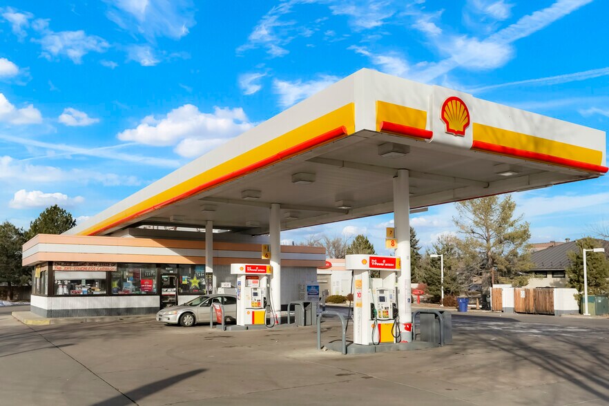 More Photos Of 9201 Huron St, Thornton Service Station For Sale