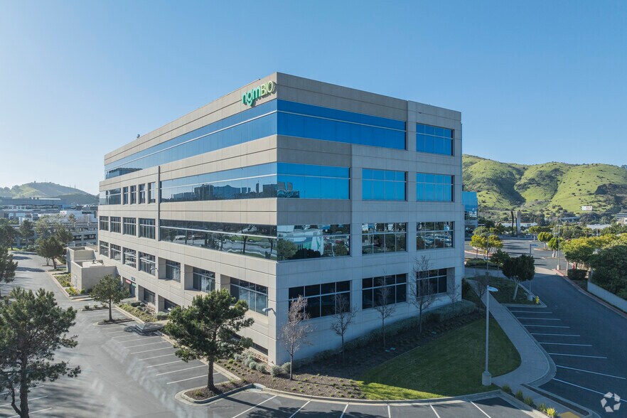 More Photos Of 333 Oyster Point Blvd, South San Francisco Office For Lease