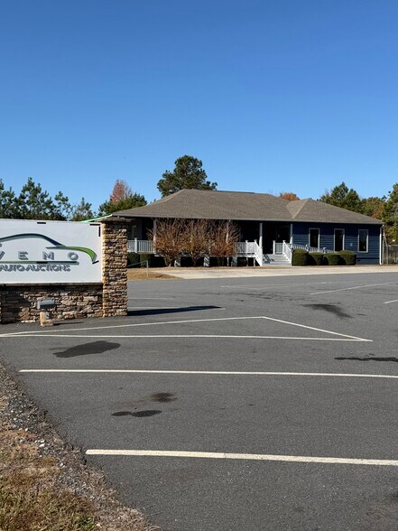 More Photos Of 441 Dunbar Rd, Warner Robins Warehouse For Lease