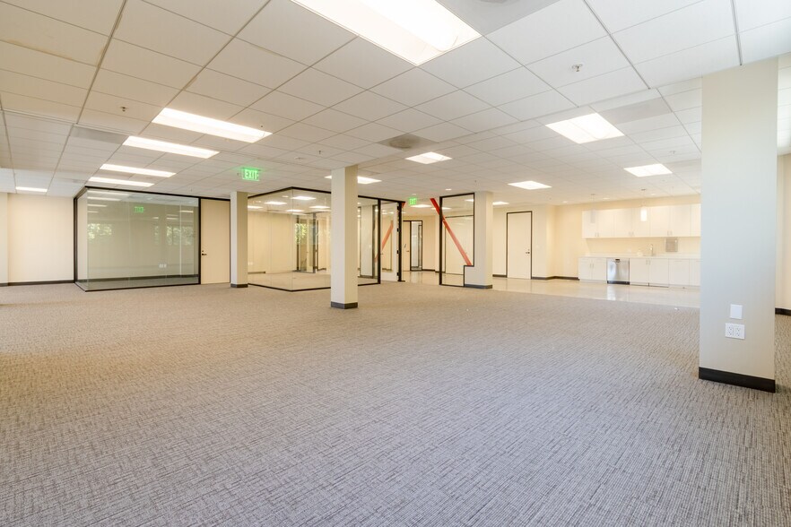 More Photos Of 333 Jefferson St, San Francisco Unknown For Lease