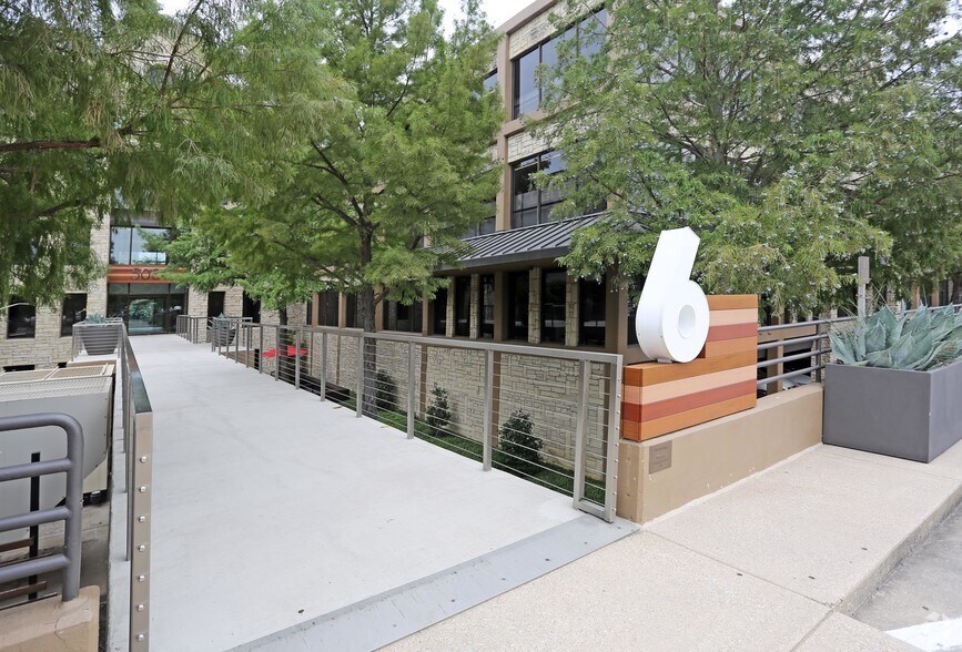 More Photos Of 5000 Riverside, Irving Coworking Space