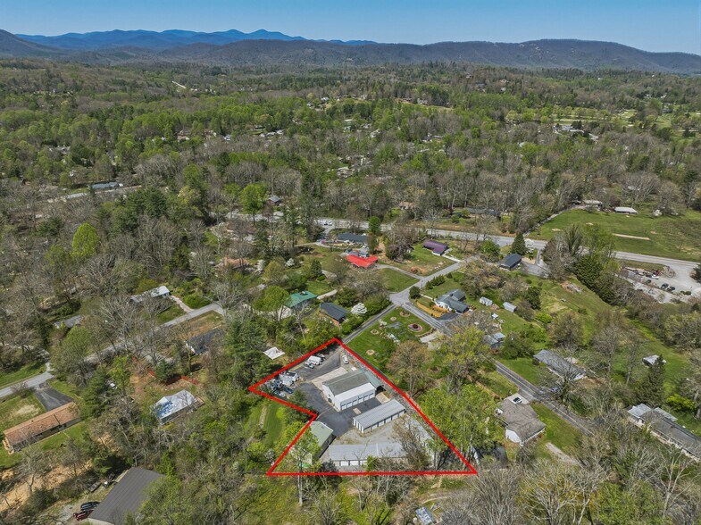 More Photos Of 130 Oakland Hill Dr, Etowah Warehouse For Sale