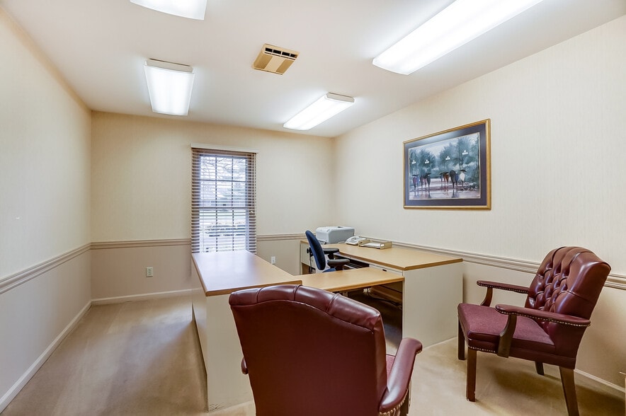 More Photos Of 1354 N Monroe Dr, Xenia Medical For Lease