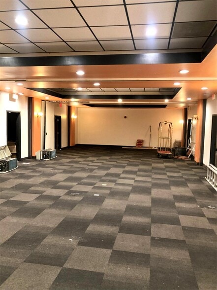 More Photos Of 880 E Dominguez St, Carson Hotel For Lease