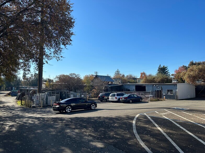 More Photos Of 8212-8220 Fair Oaks Blvd, Carmichael General Retail For Sale