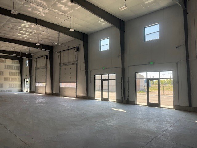 More Photos Of 1597 N 750 W, Harrisville Showroom For Sale