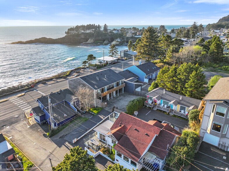 More Photos Of 25 NE Clarke St, Depoe Bay Specialty For Sale
