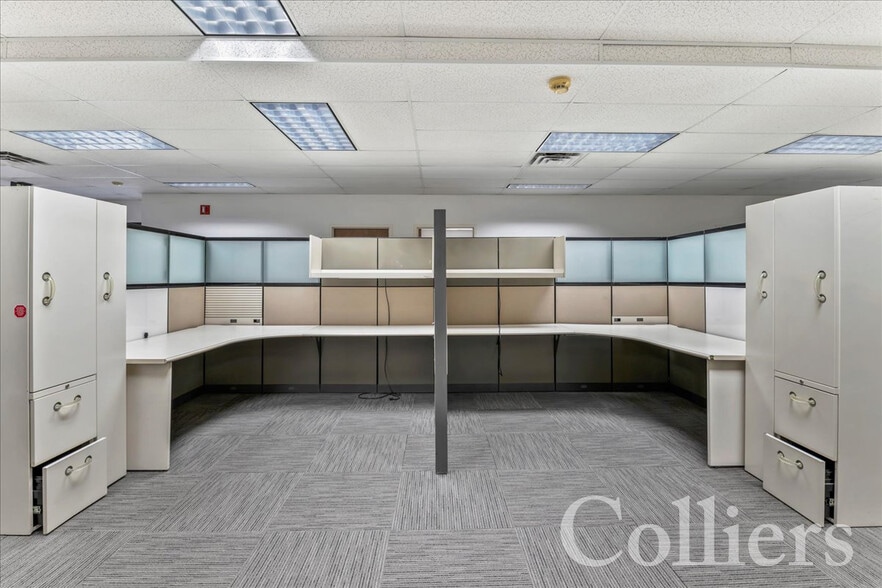 More Photos Of 4600 S Apple St, Boise Manufacturing For Lease