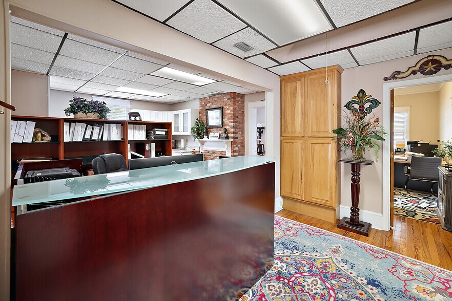 More Photos Of 324 N Texas Ave, Tavares Office For Lease