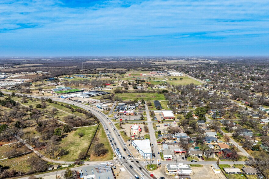 More Photos Of 1014 W Moore Ave, Terrell Restaurant For Sale