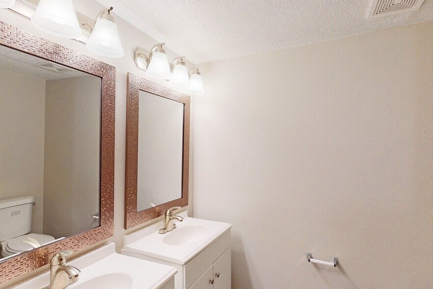 More Photos Of 3896 Chippewa Rd, Memphis Apartments For Sale