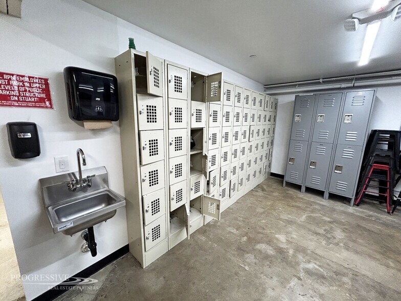 More Photos Of 330 3rd St, Redlands Restaurant For Lease