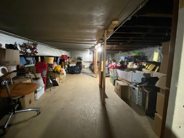 More Photos Of 1209 Main St, Dubuque Storefront Retail Office For Sale