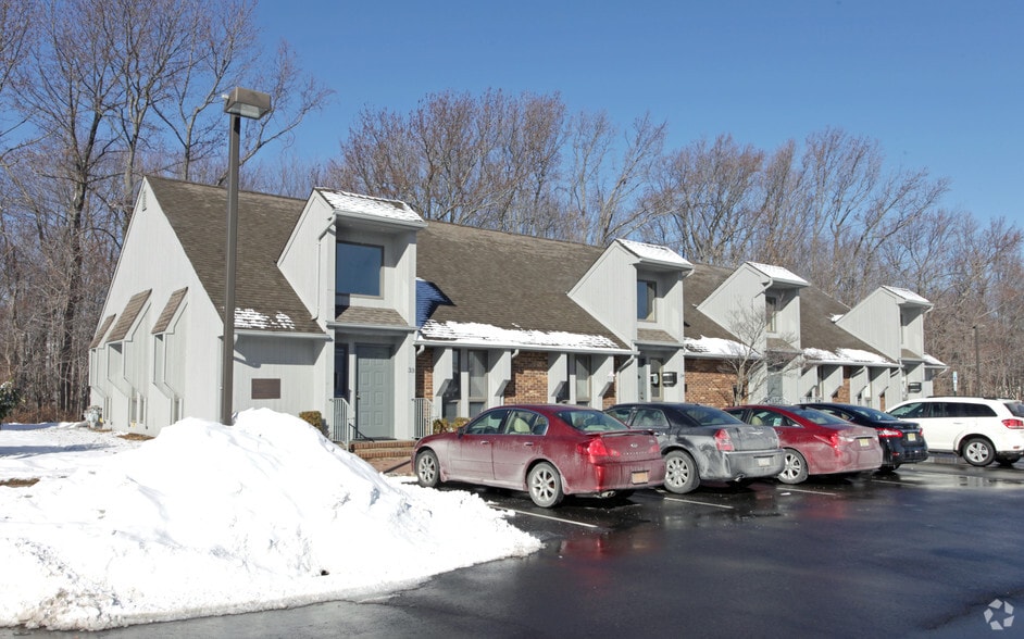 More Photos Of 33 Village Ct, Hazlet Office For Sale