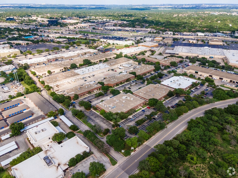 More Photos Of 121 Interpark Blvd, San Antonio Unknown For Lease