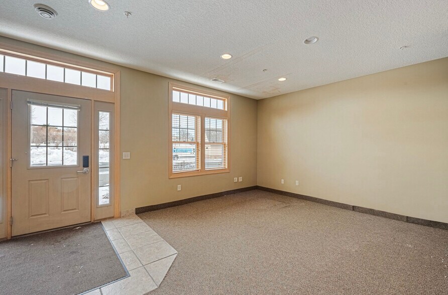 More Photos Of 1505 Southcross Dr W, Burnsville General Retail For Lease