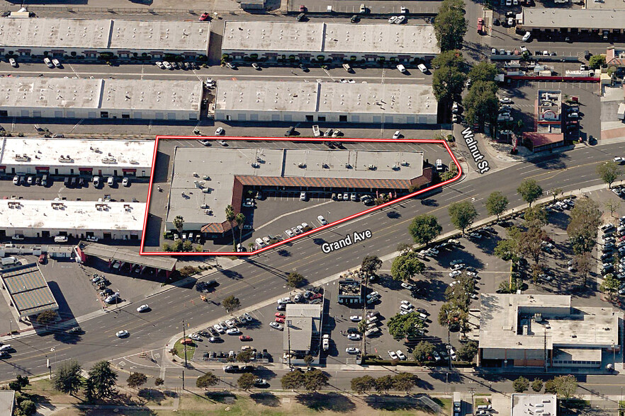 Primary Photo Of 200-220 S Grand Ave, Santa Ana Warehouse For Lease