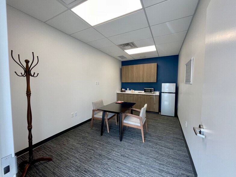 More Photos Of 3633 25th St, Columbus Storefront Retail Office For Sale