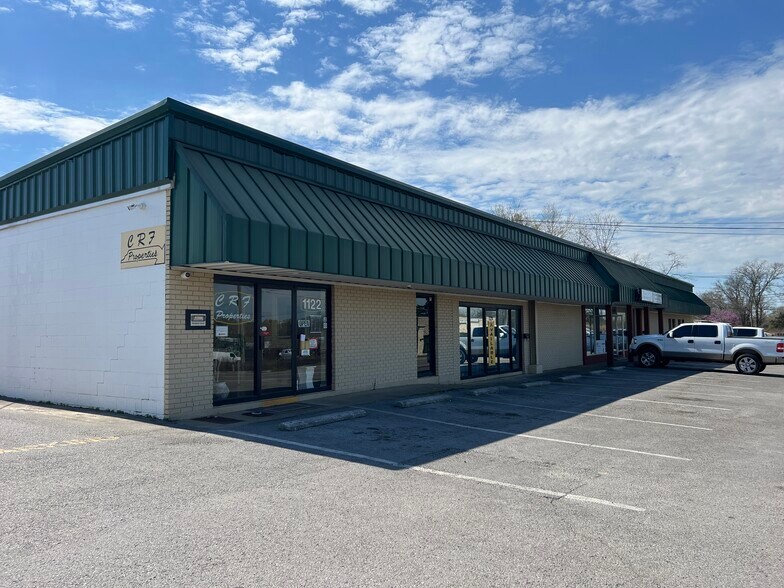 More Photos Of 1122-1126 Brinkley Ave, Murfreesboro Storefront For Lease