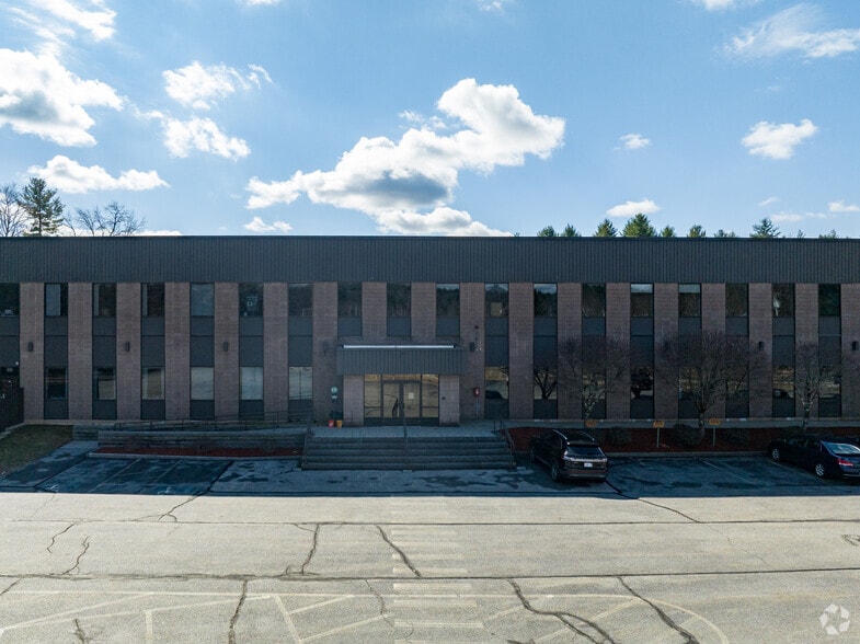 More Photos Of 15 Hudson Park Dr, Hudson Manufacturing For Lease