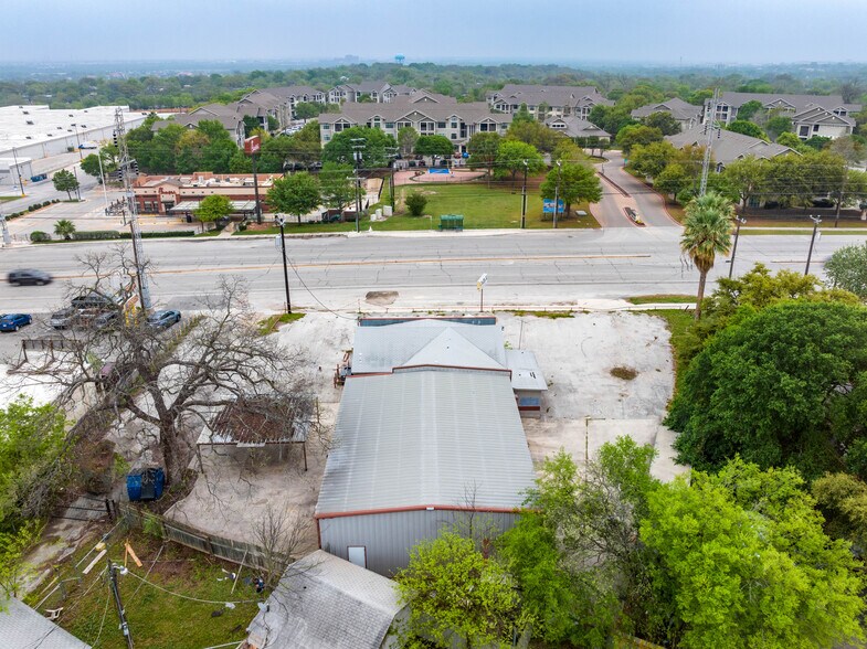 More Photos Of 1331 Austin Hwy, San Antonio Auto Repair For Sale