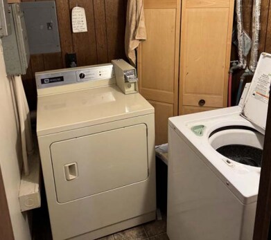 More Photos Of 215 W Waukesha Rd, Eagle Apartments For Sale